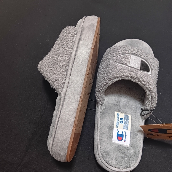 Gray sherpa slides - Picture 2 of 3